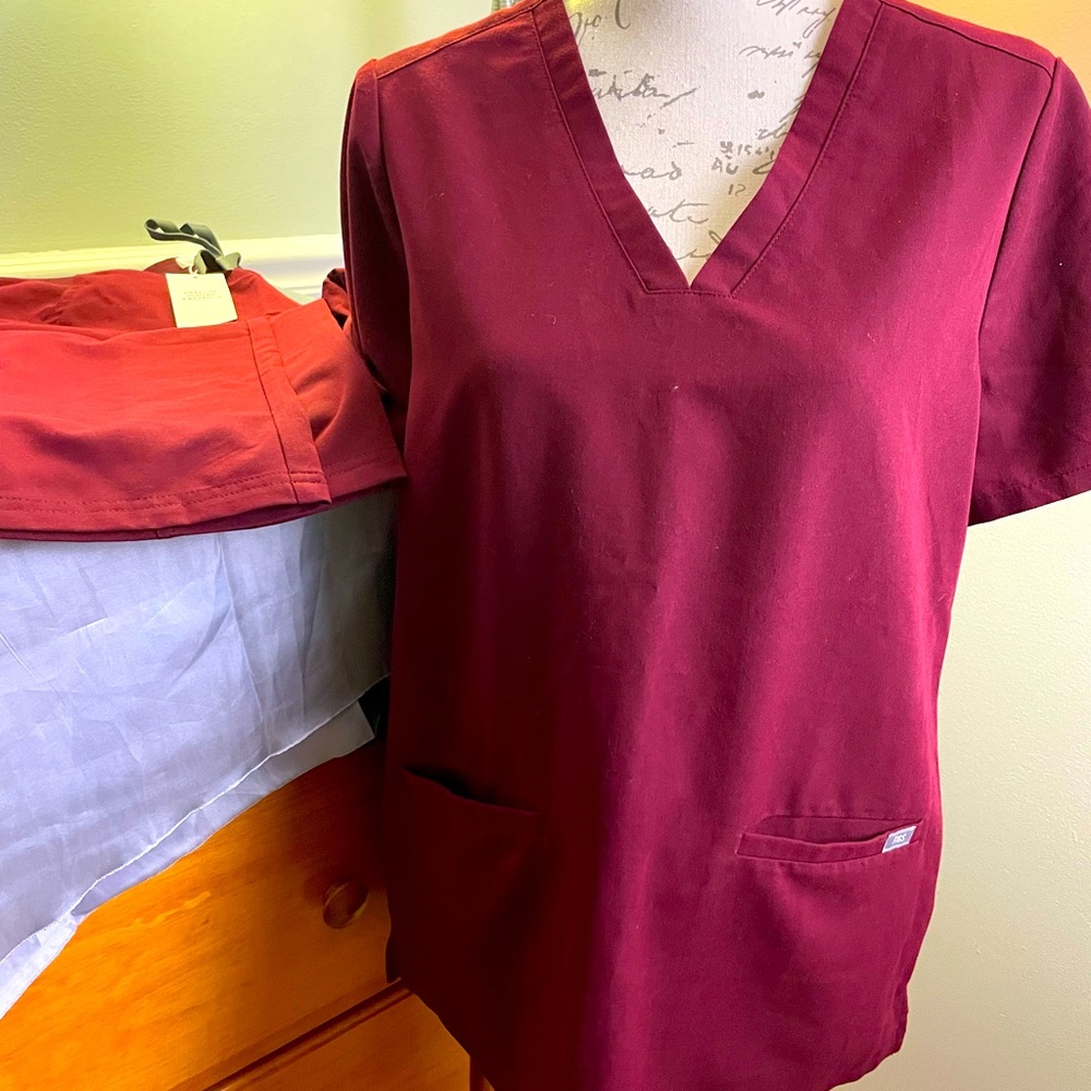 Size large wine scrubs